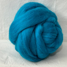 Cheviot Dyed Wool Top Turquoise ~ 1 lb, Brecknock Hill Limited Edition