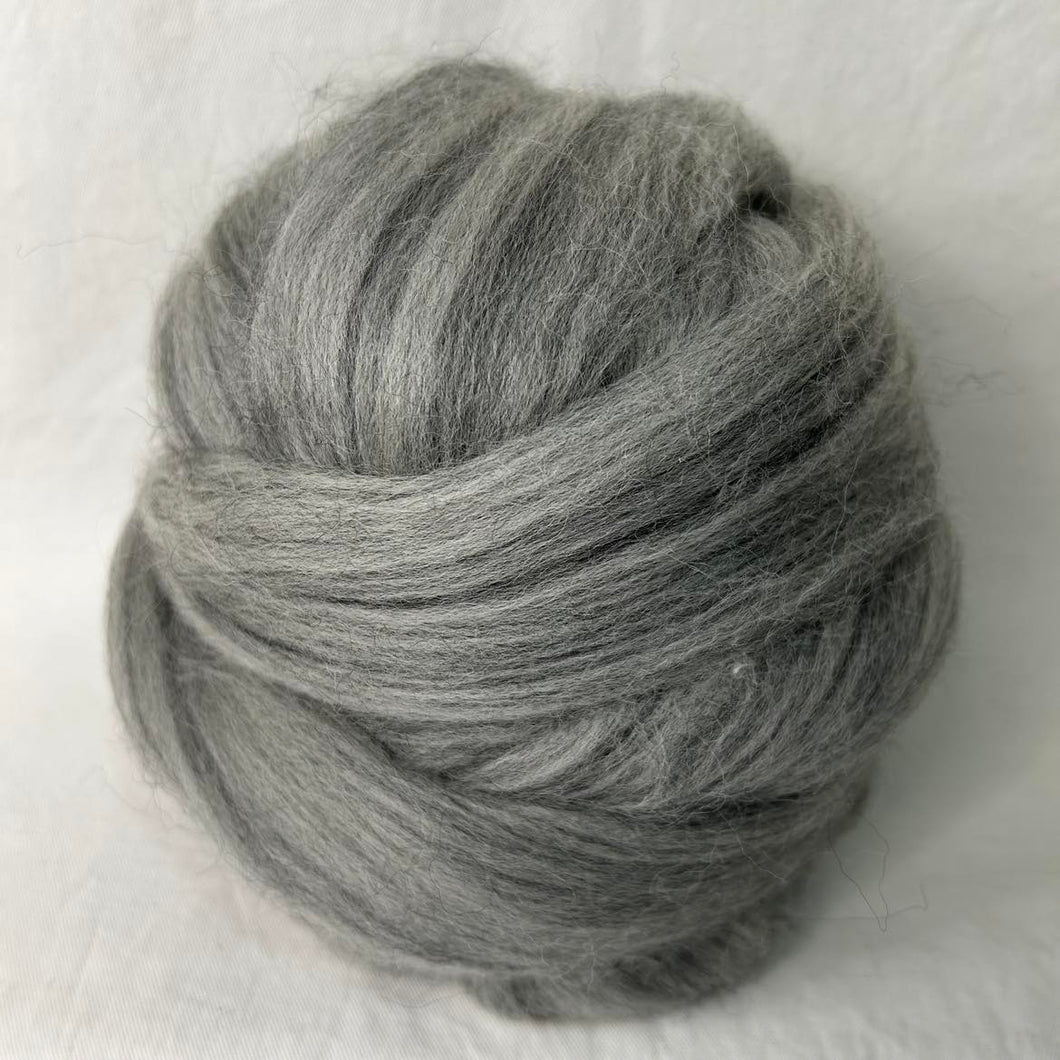 Corriedale Natural Grey Wool Top, 4 oz.