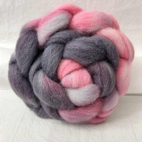 Jacob Wool Top Braid (J119) Hand dyed, 4 oz