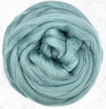 Tussah Silk Dyed Top, Kale ~ Luxury Spinning Fiber / 1 oz