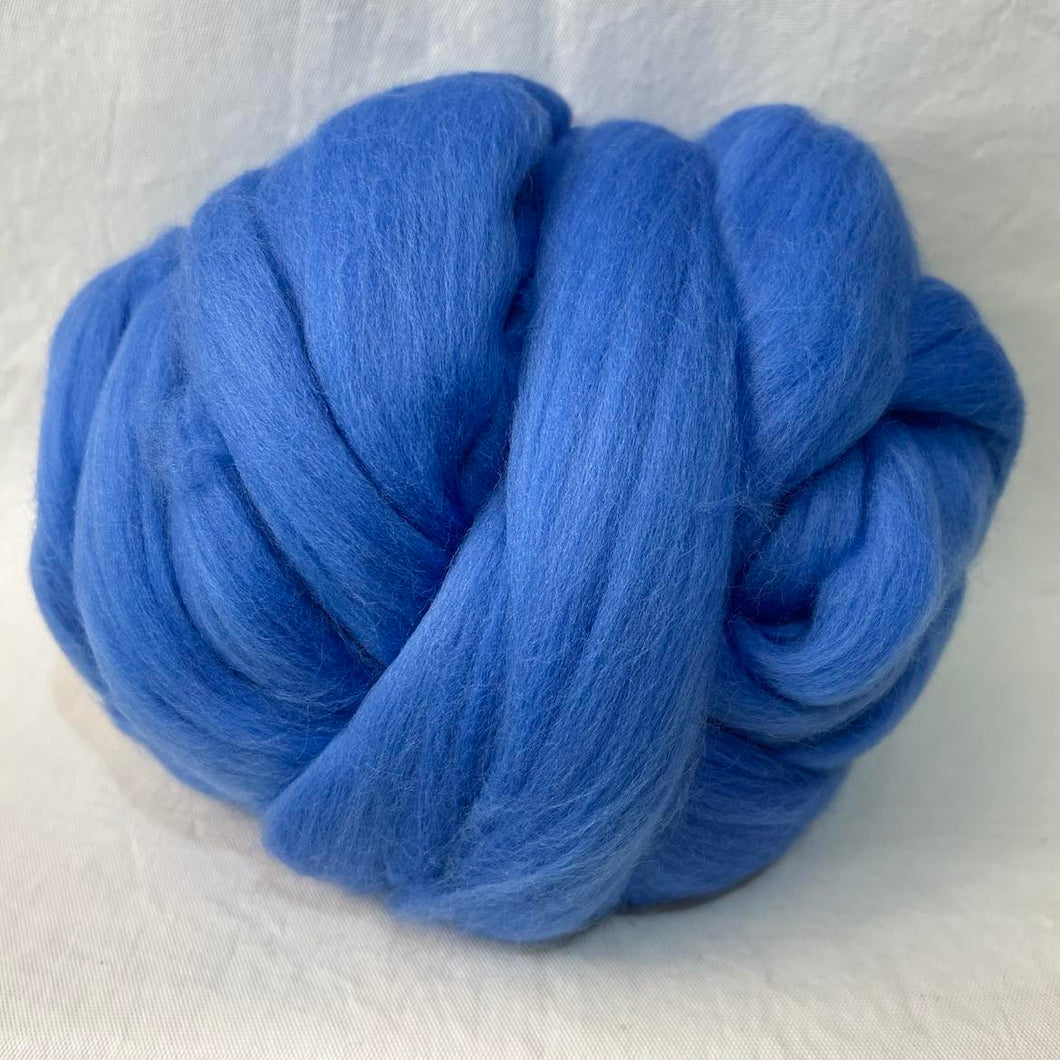 Merino Combed Top, Dyed Wool, Mid-Blue / 4 oz
