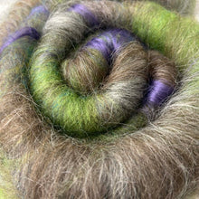"Wildwood Heather" (5266) ~ Superb Art Batt, 4.2 oz