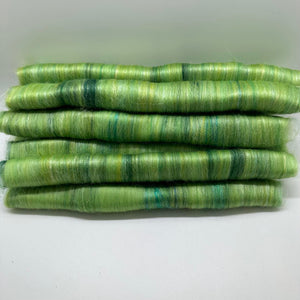 Fiber Art Rolag Bundle ~ Grass Is Greener 4 Oz (Grb41) Fairytailspun Rolags