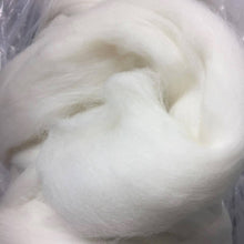 Targhee Natural White Wool Top, Product of USA, 23 Micron / 4 oz